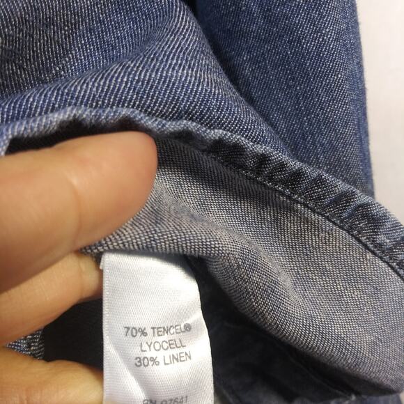 J. Jill Denim Chambray Roll Tab Sleeve Casual Top Size M - Picture 7 of 8